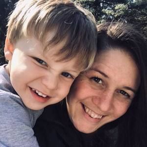 Meet your Posher, Rochell